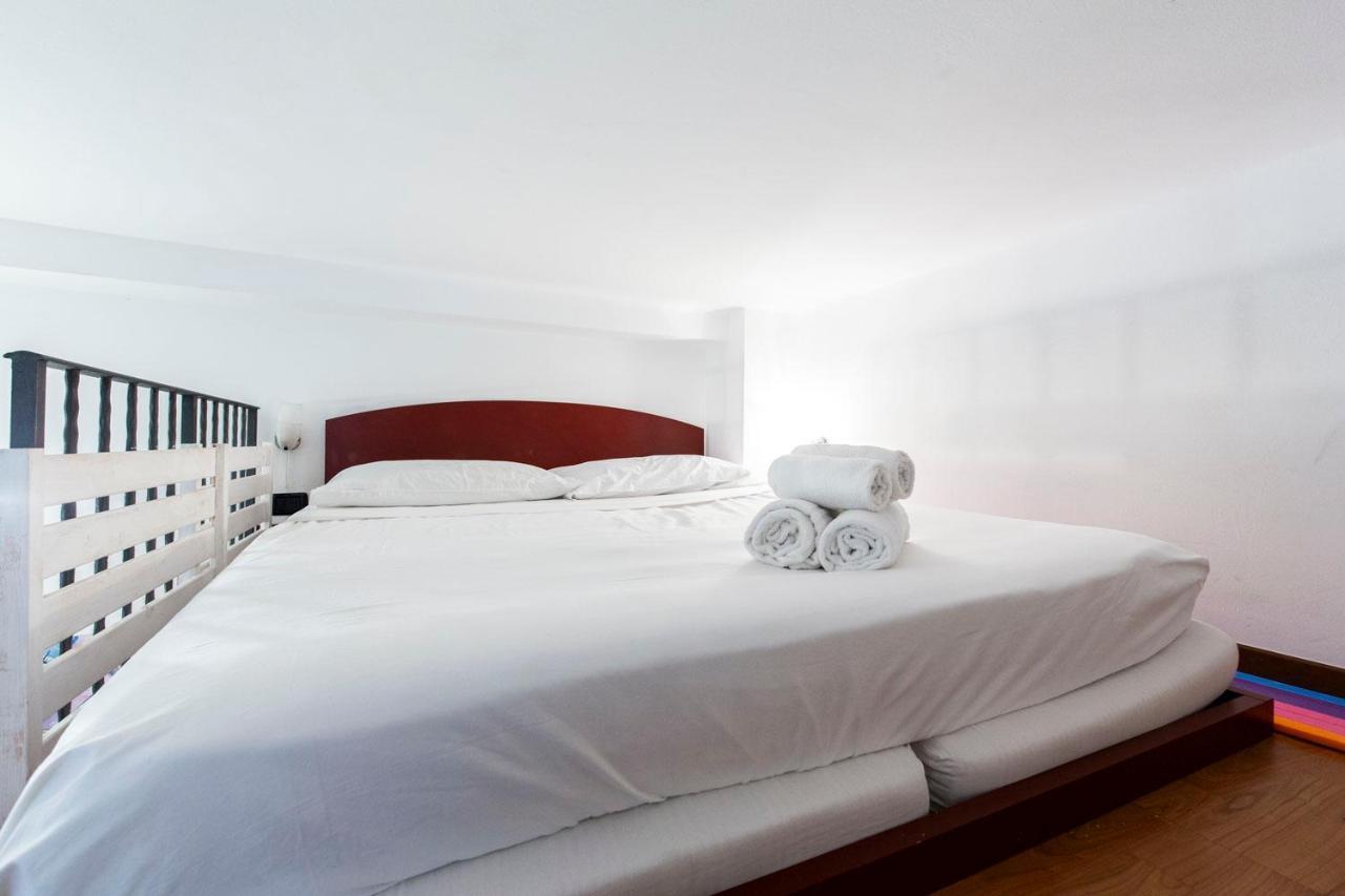 Extensive Terrace Navigli Toy Artistic Apartment Μιλάνο Εξωτερικό φωτογραφία
